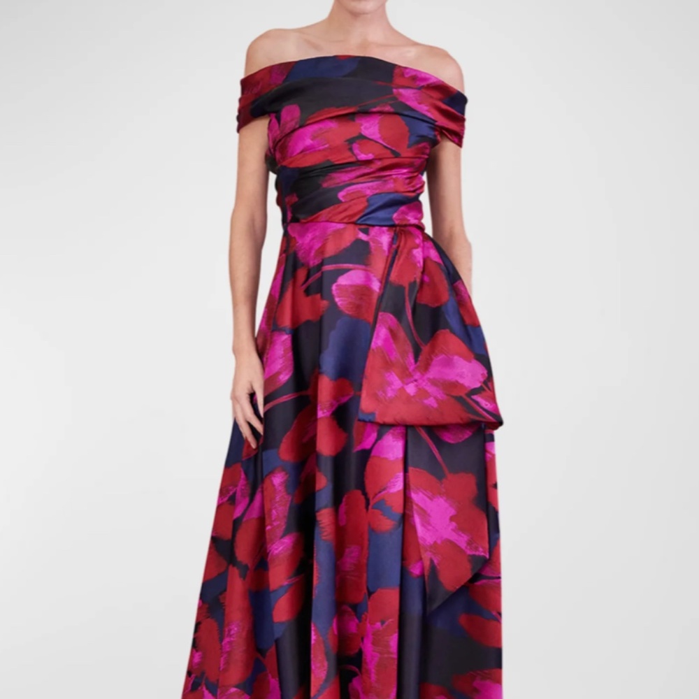 Talbot Runhof Jacquard Floral Gown sz 4 - gorgeous mother of the bride dress
